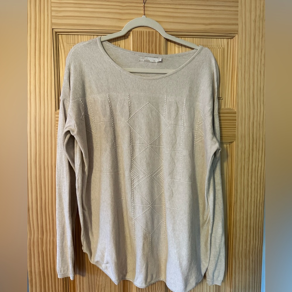 prAna light weight sweater